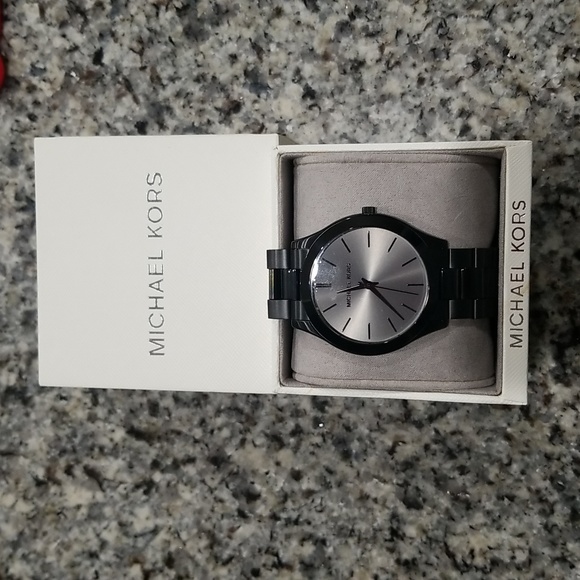 Michael Kors Mens Black Watch - Picture 3 of 6